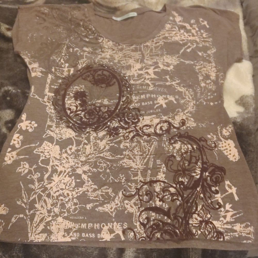 Screen print tee